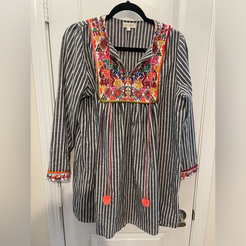 Velzera peasant top. Like new size small